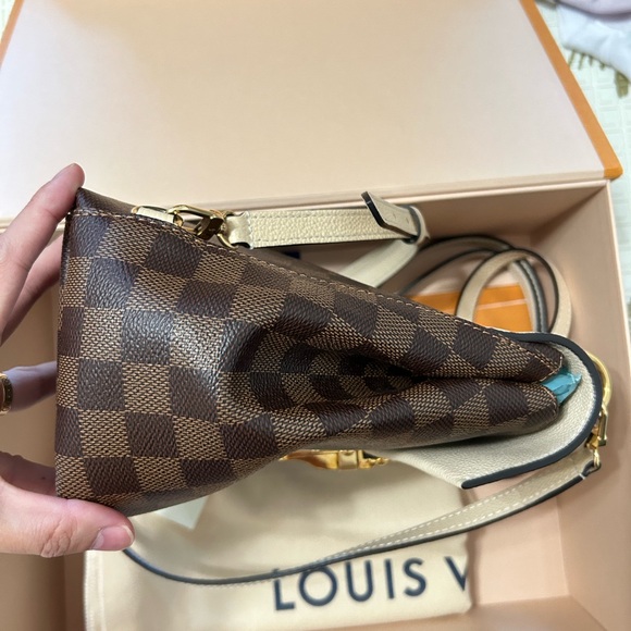 Louis vuitton CREAM DAMIER EBENE CLAPTON BACKPACK Prestine Consition - Picture 7 of 7